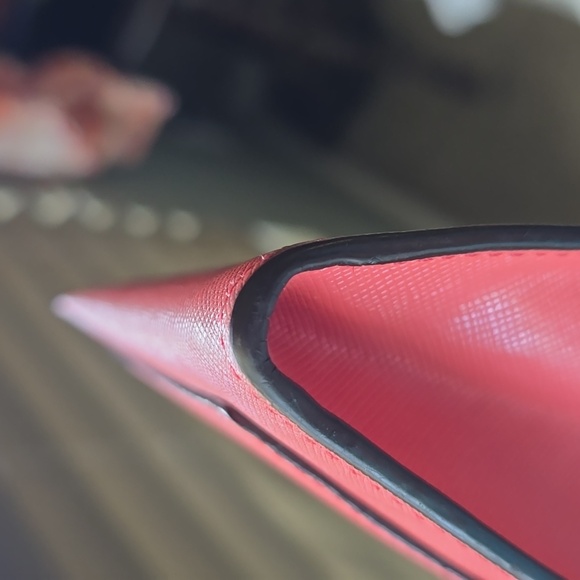 Coach Coral Color Card Holder  Euc - Picture 7 of 10